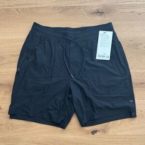 Lululemon License to Train Short 7” LL Black